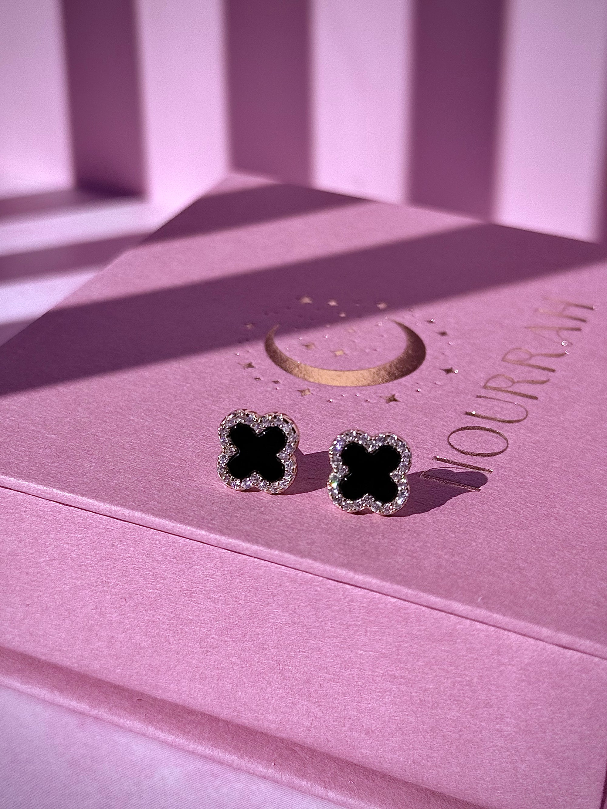 Noctis–14k Gold Onyx Clover Zircon Earrings